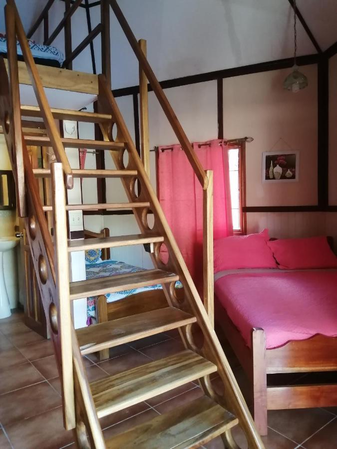 Cabanas Mountain River Lake Inn Nueva California المظهر الخارجي الصورة