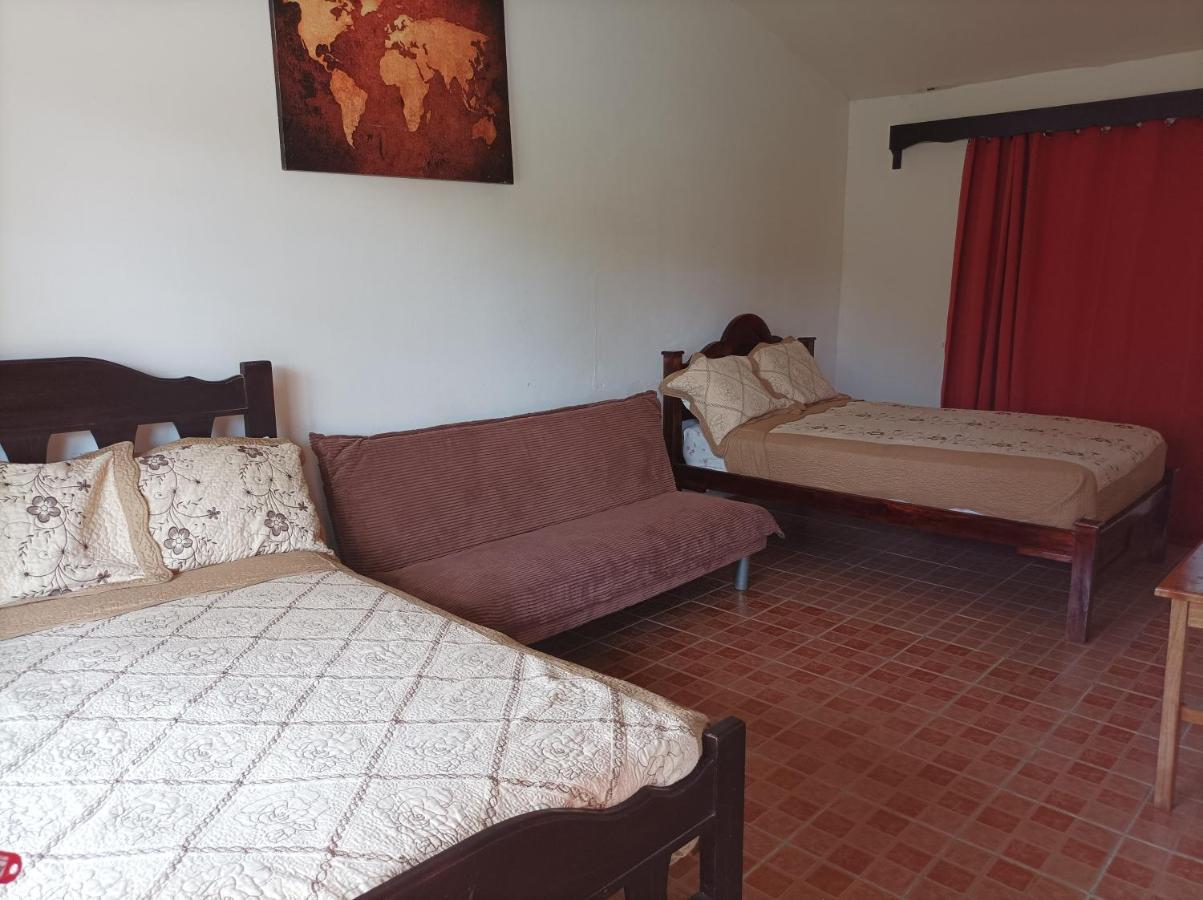 Cabanas Mountain River Lake Inn Nueva California المظهر الخارجي الصورة