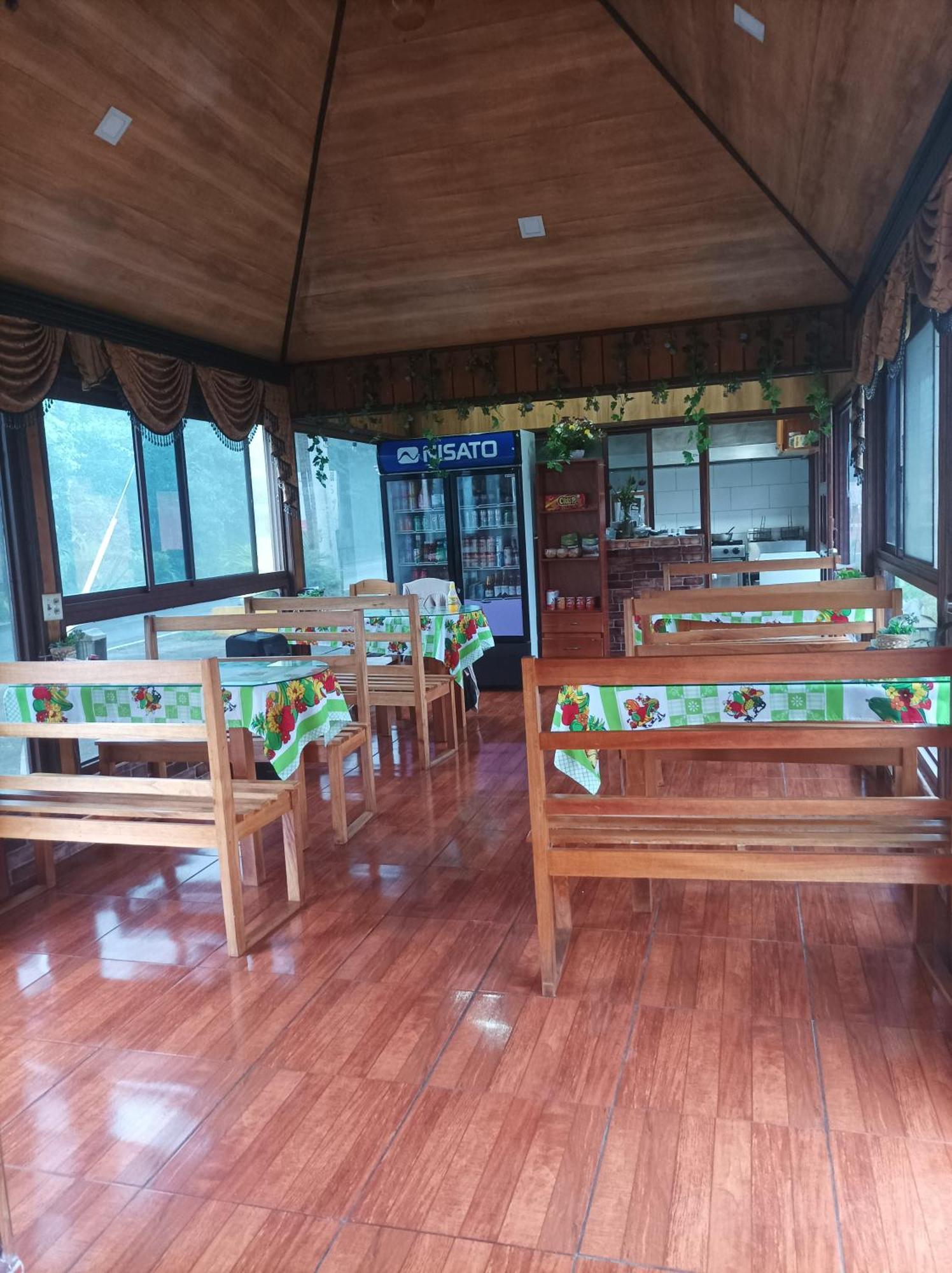 Cabanas Mountain River Lake Inn Nueva California المظهر الخارجي الصورة